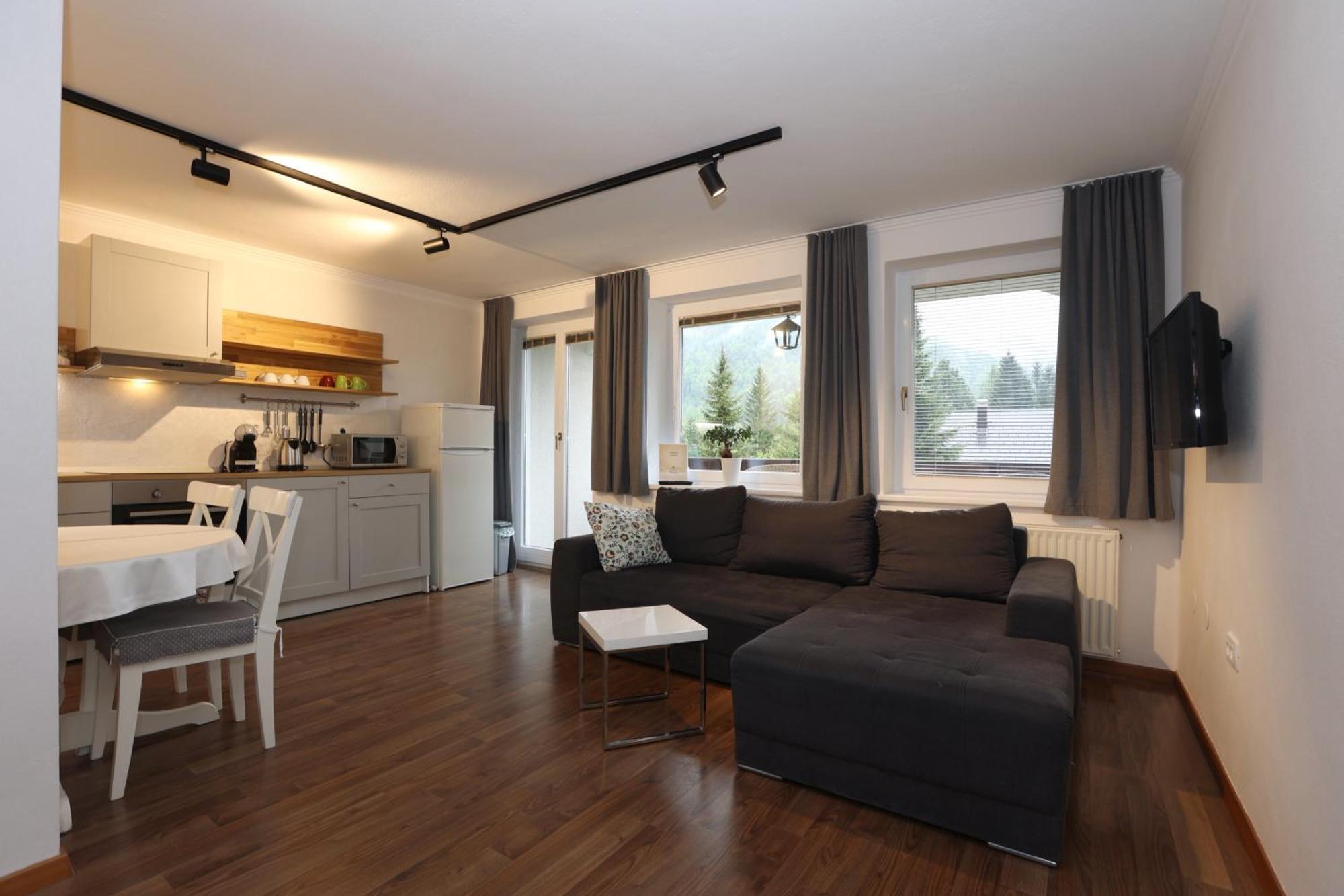 Vila Edelweiss Rooms&App Kranjska Gora Exterior photo
